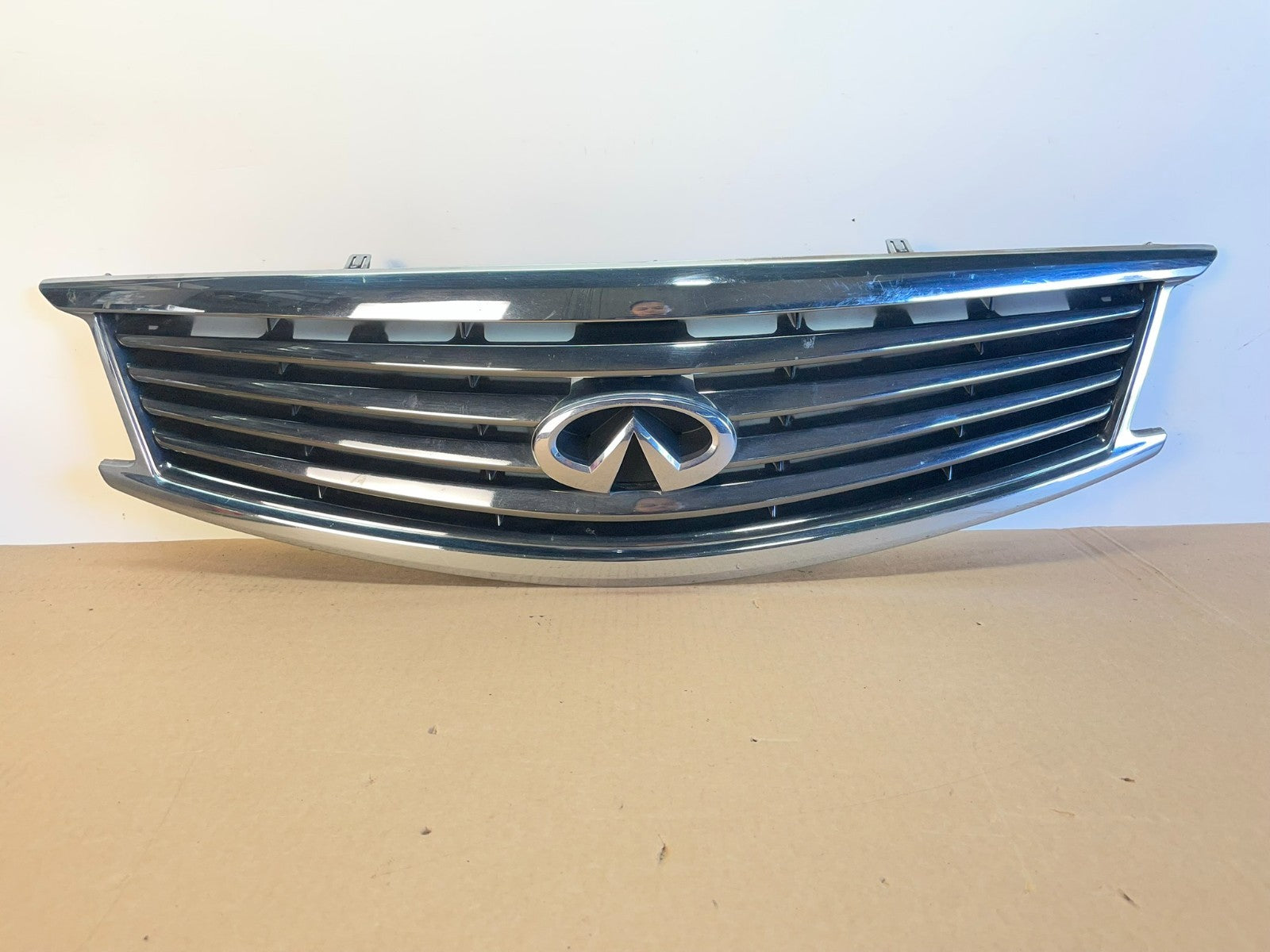 2010 to 2015 Infiniti G37 Front Upper Grill Grille AG2898 DG0