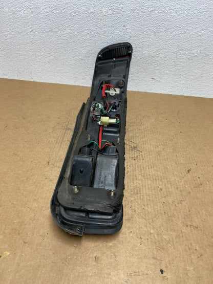 1990 to 1993 Acura Integra Left Driver LH  Side Tail light AC2932 LK8