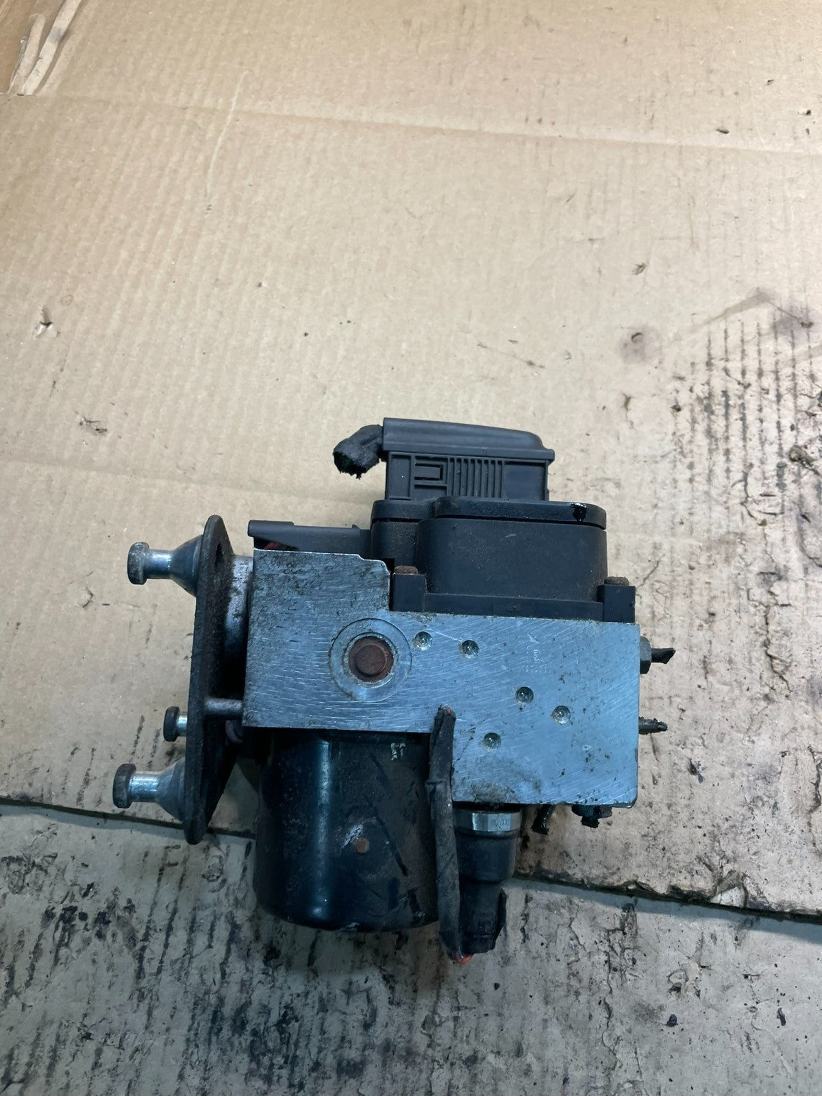 2001 to 2003 Mercedes CLK320 CLK55 ABS Anti Lock Brake Pump V9102 DG3