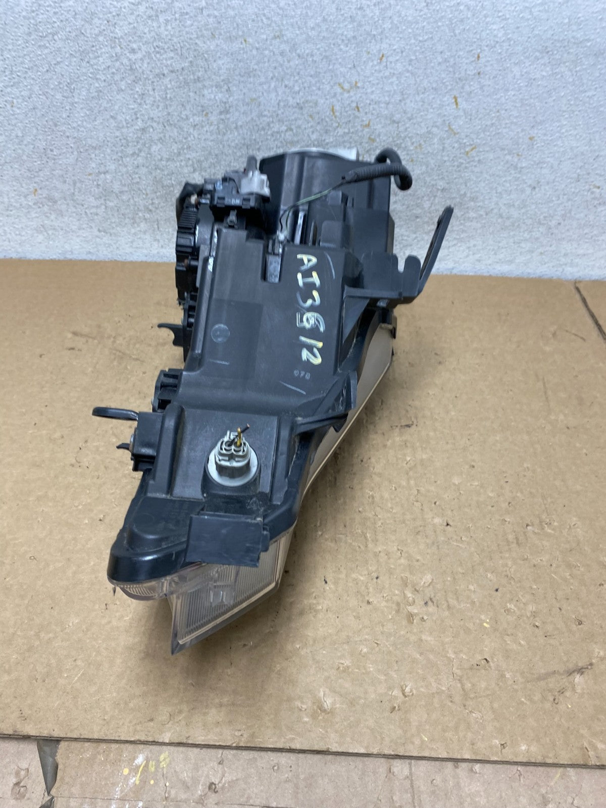 2011 to 2014 Nissan Murano Headlight Left Driver LH Side Xenon Hid AI3612 DW7