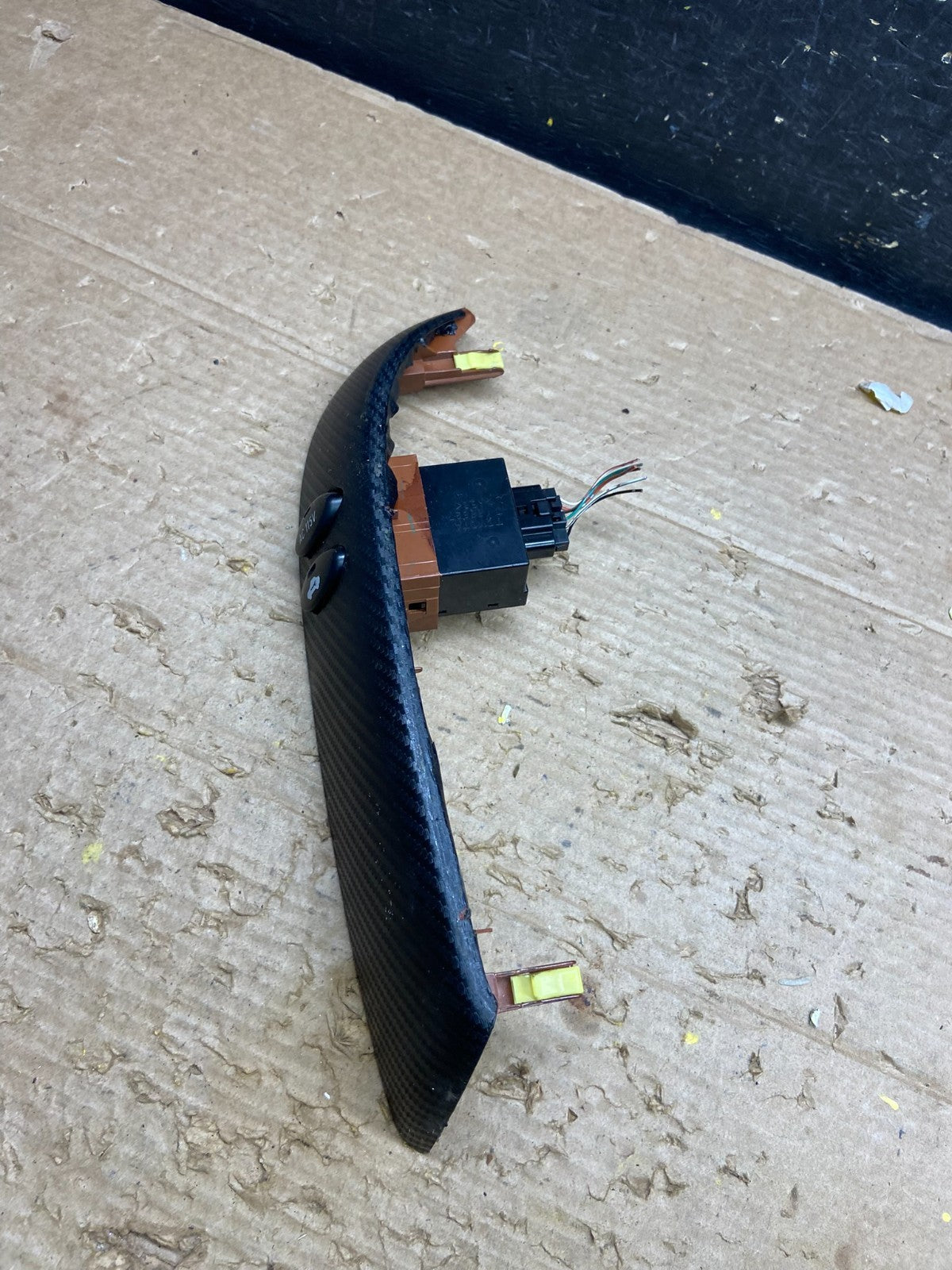 2004 to 2010 Toyota Sienna Switch Key Light Indicator Bezel Trim OEM W3185 DG1