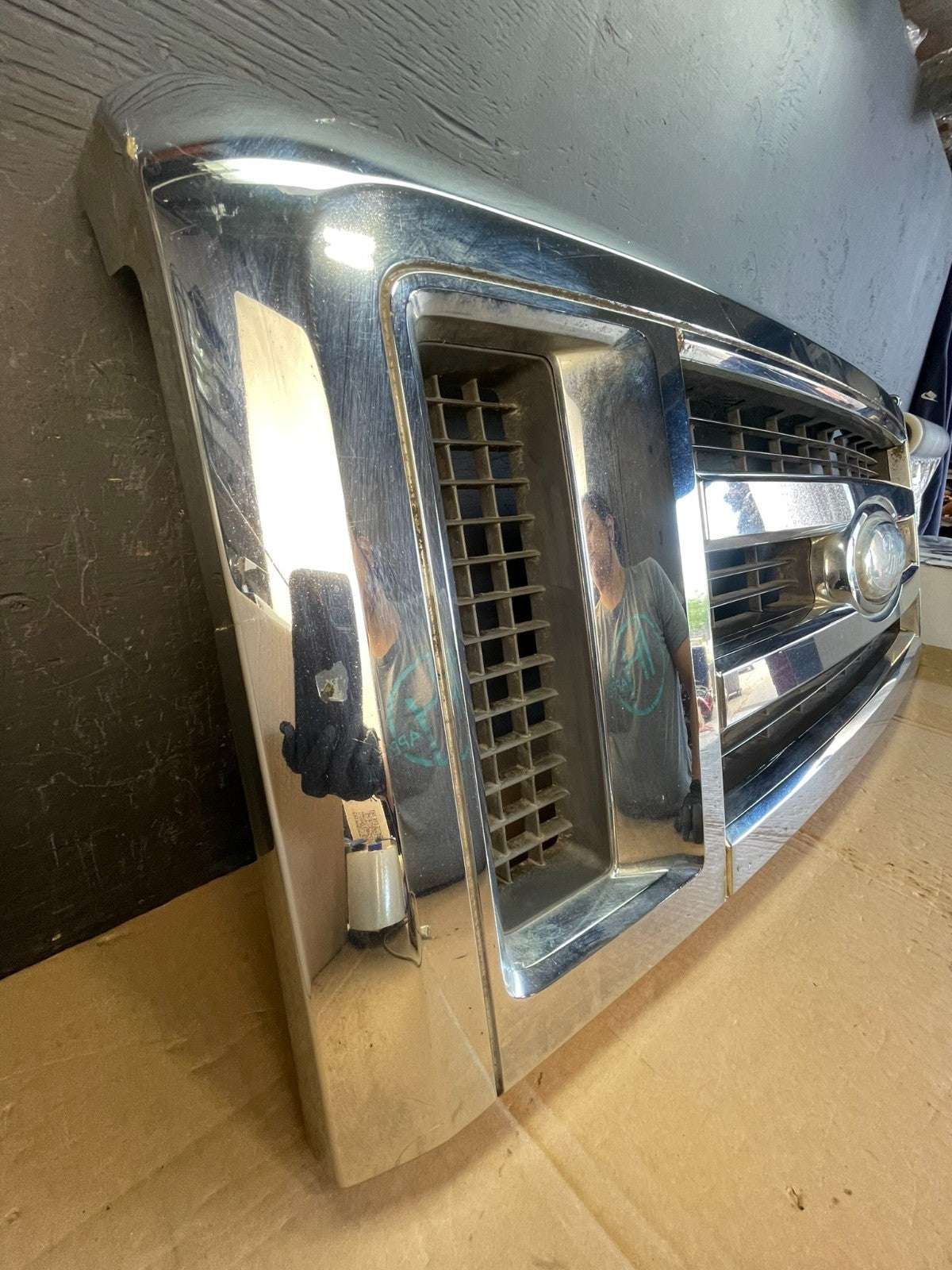 2008 to 2014 Ford Econoline E150 E250 Front Upper Chrome Grill Grille AC5423 DG2