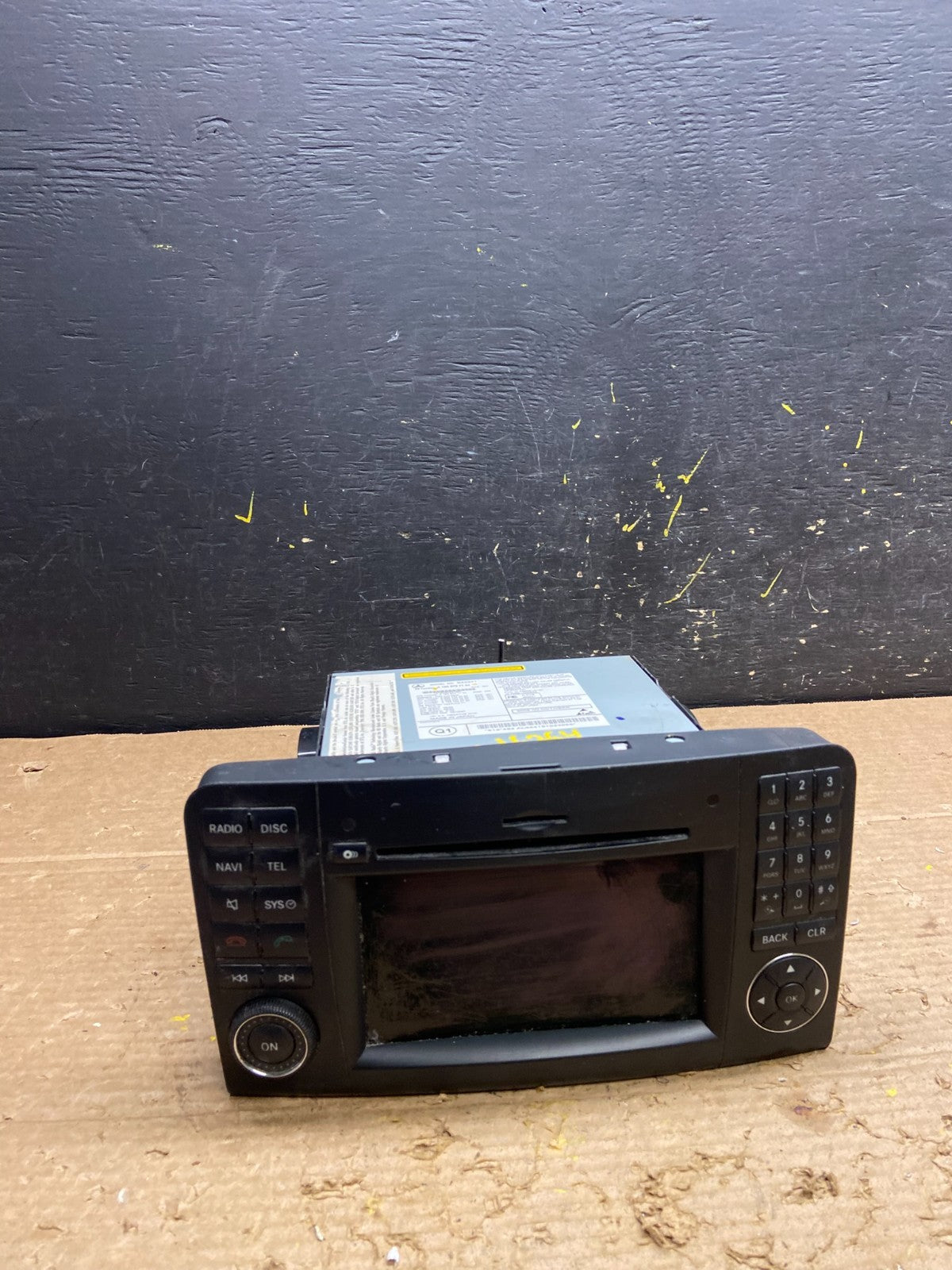 2009-2012 Mercedes X164 GL550 ML500 Radio Navigation Screen Display W6364 DG0