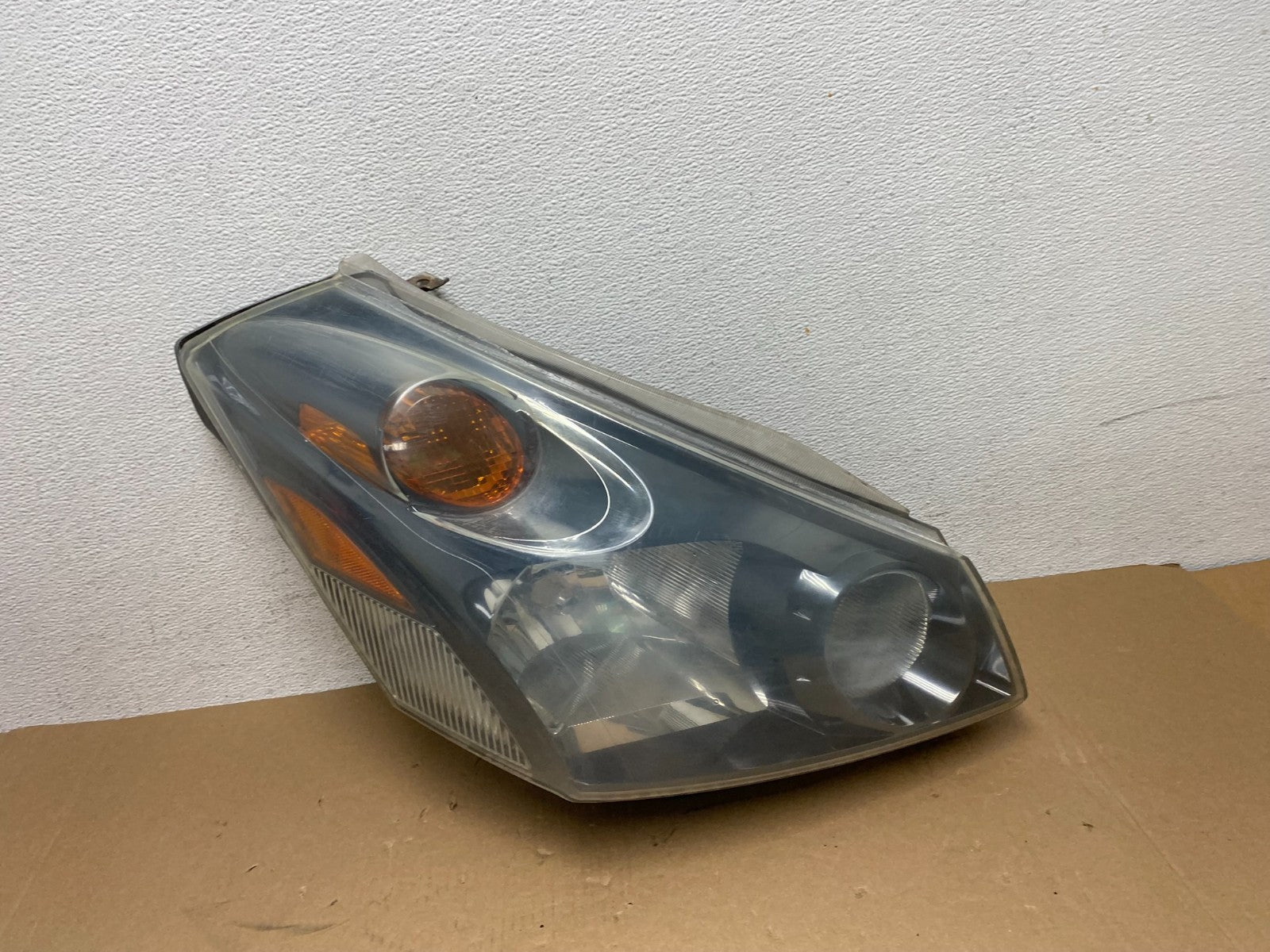 2004 to 2009 Nissan Quest Right Passenger RH Black Headlight AD6418 DW0