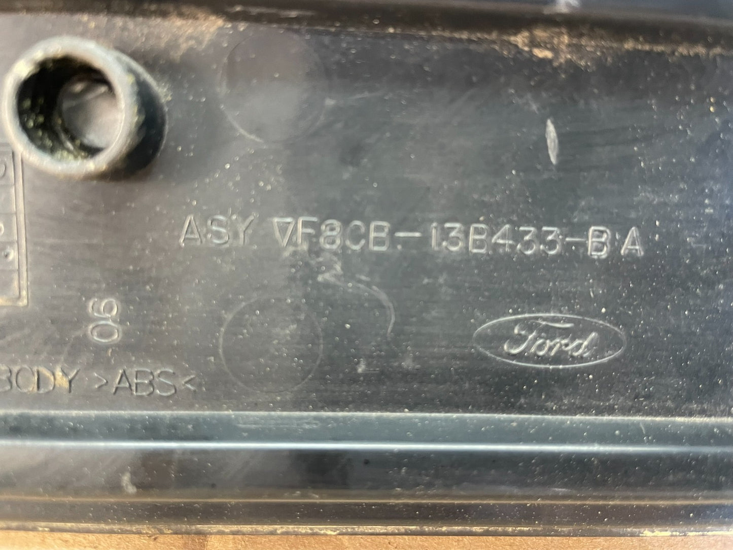 1998-2003 Ford Escort Sedan Rear Center Lid Mounted Tail Light ad8583 DG7