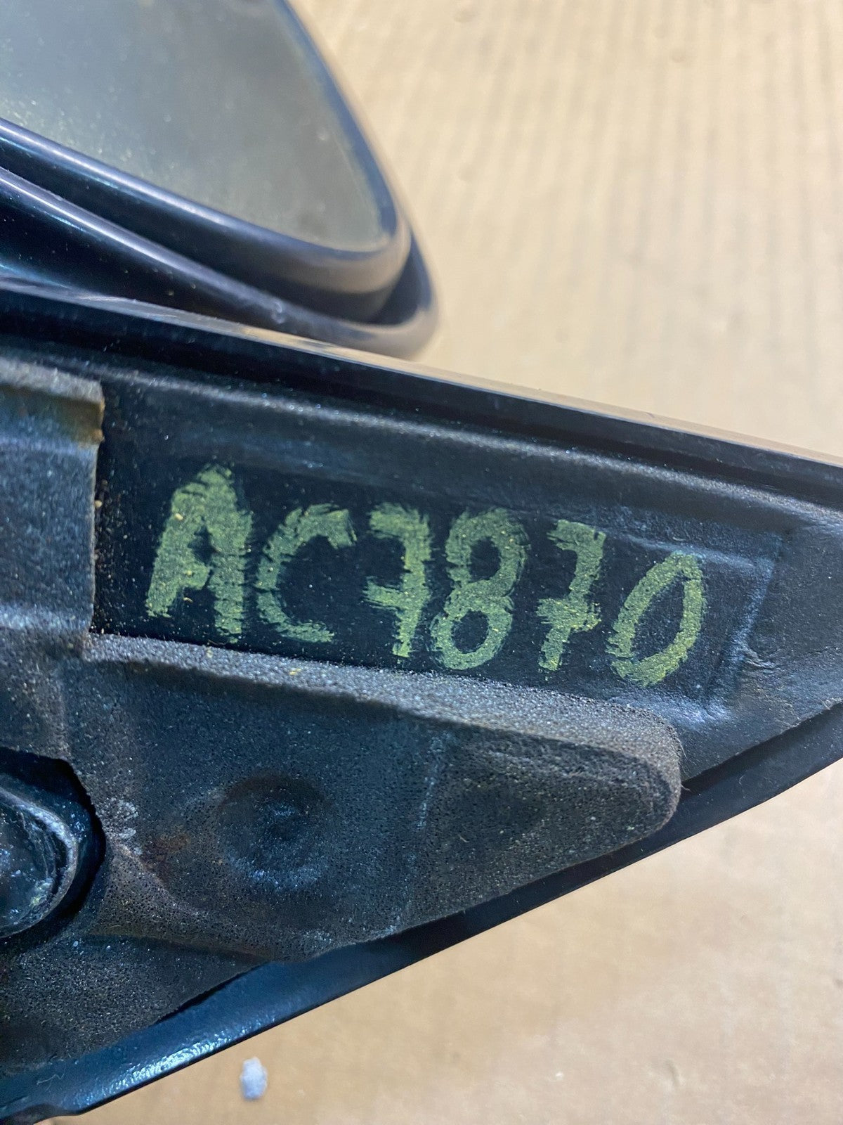 2000-2005 Cadillac Deville Left Driver LH Turn Sgn View Door Mirror ac7870 DG12