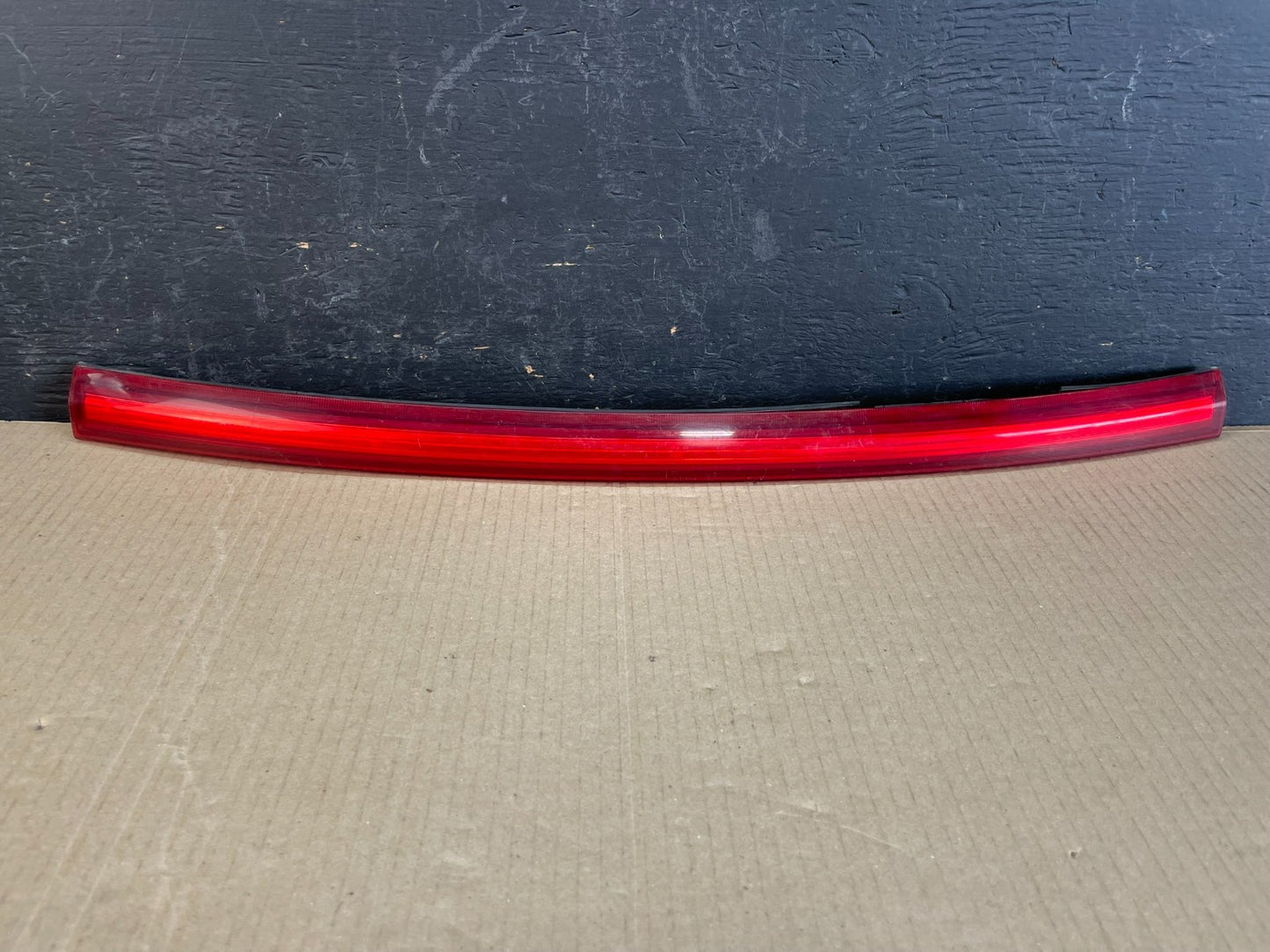 2017 to 2019 Kia Sportage Rear Liftgate Trunk Trim Panel Reflector AC19650