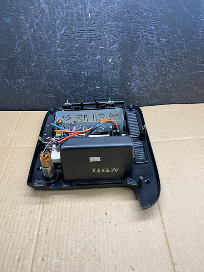 1999 to 2003 Ford Windstar Radio Dash Bezel Climate Control Vent ac9373 DG3