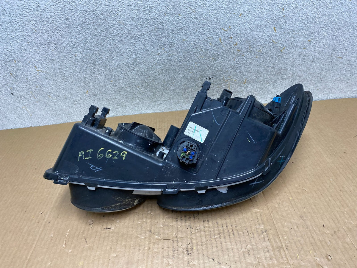 2005 - 2008 Buick Lacrosse Allure Right Passenger RH Headlight Halogen AI6629 DW7