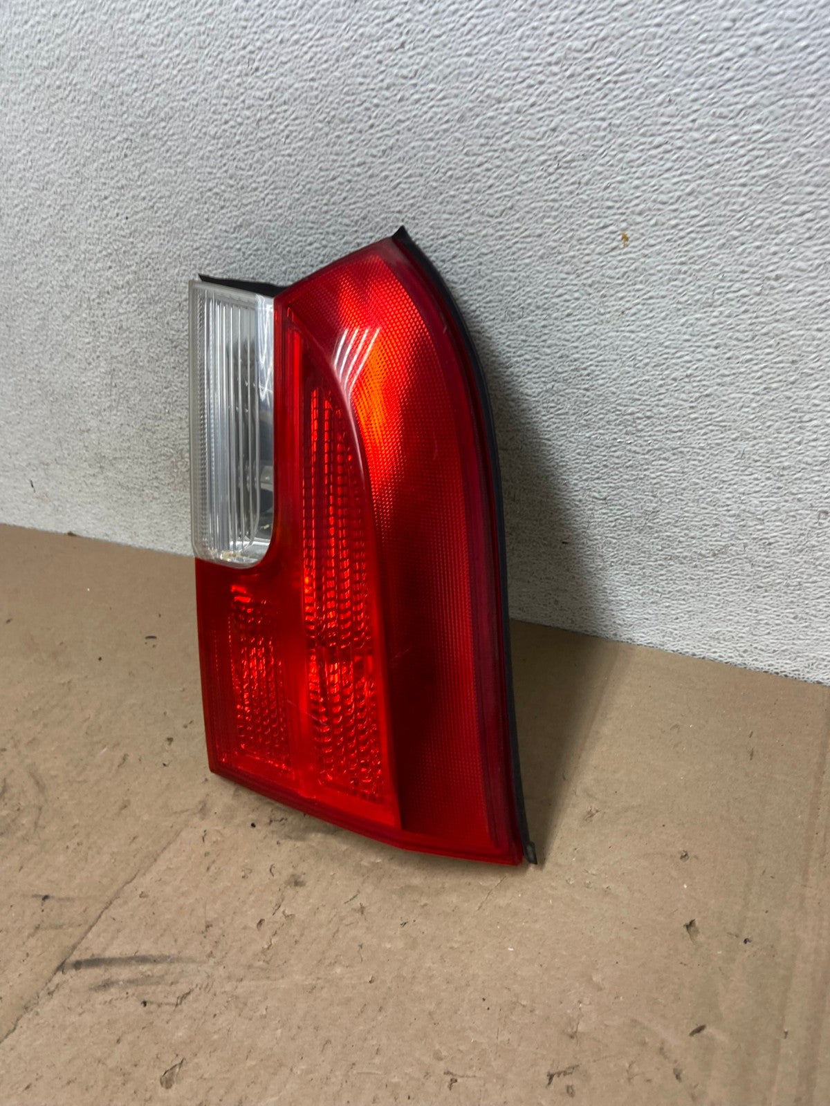 2010 - 2017 GMC Terrain Tail Light Inner Right Passenger Rh AG4838 LK1