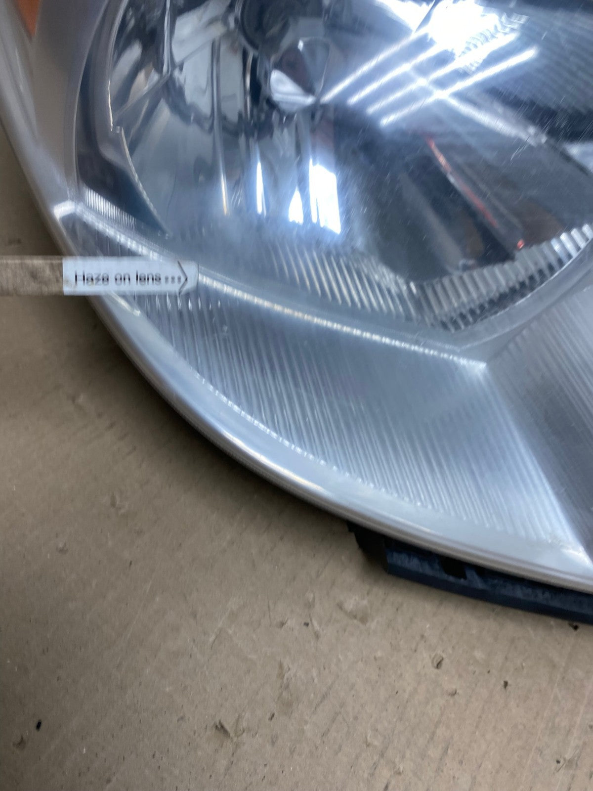 2008 to 2012 Nissan Versa Headlight Right Passenger Rh Side AE9507 LK4