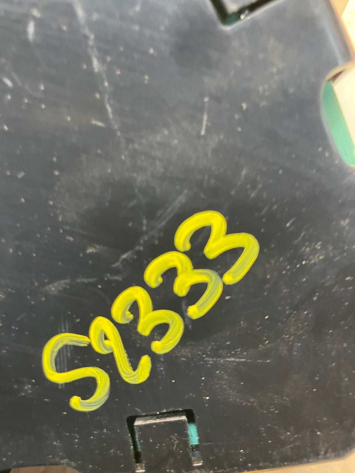 2008 to 2011 Chevrolet Tahoe Hybrid Speedometer Gauge Cluster T1832 DG7