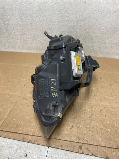 2004 to 2007 BMW 525i 5 Series Headlight Right Passenger Xenon AFS Z1121 DW8