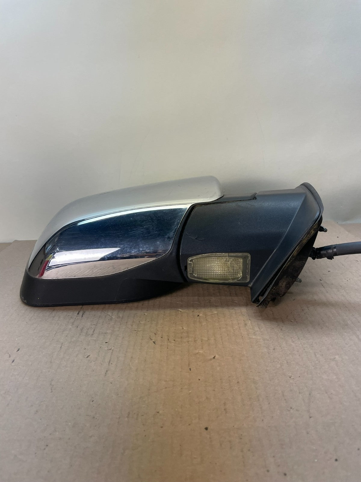2004-2013 Infiniti QX56 Right Passenger View Turn Signal Heated Mirror AJ0611 DG3