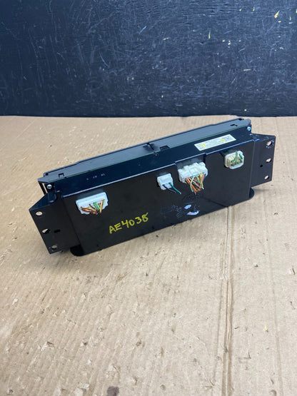 2008 to 2009 Land Rover Range LR3 AC Heater Climate Control Module AE4038 DG3