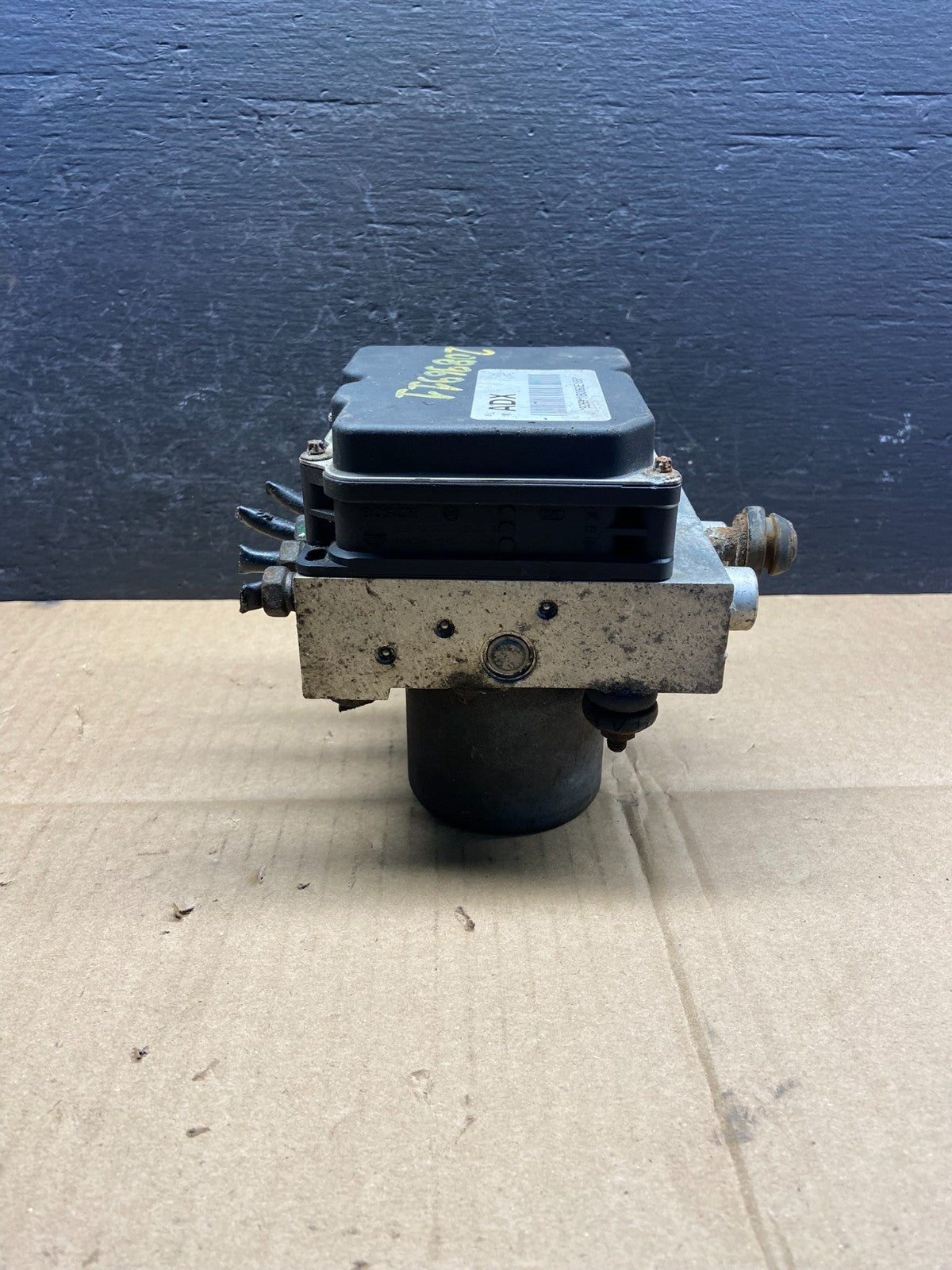 20896911 Chevrolet Tahoe 2011 ABS Anti-Lock Brake Pump Control Module AD1797 DG2