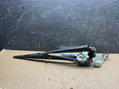 2009 to 2013 Subaru Forester Rear Windshield Washer Wiper Motor V8806 DG3