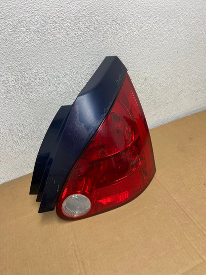 2004 2005 2006 2007 2008 Nissan Maxima Right Passenger Tail Light AD0724 LK2