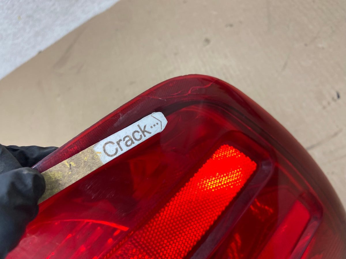 2003 2004 2005 2006 Ford Expedition Right Passenger Rh Tail light AH6759 LK5