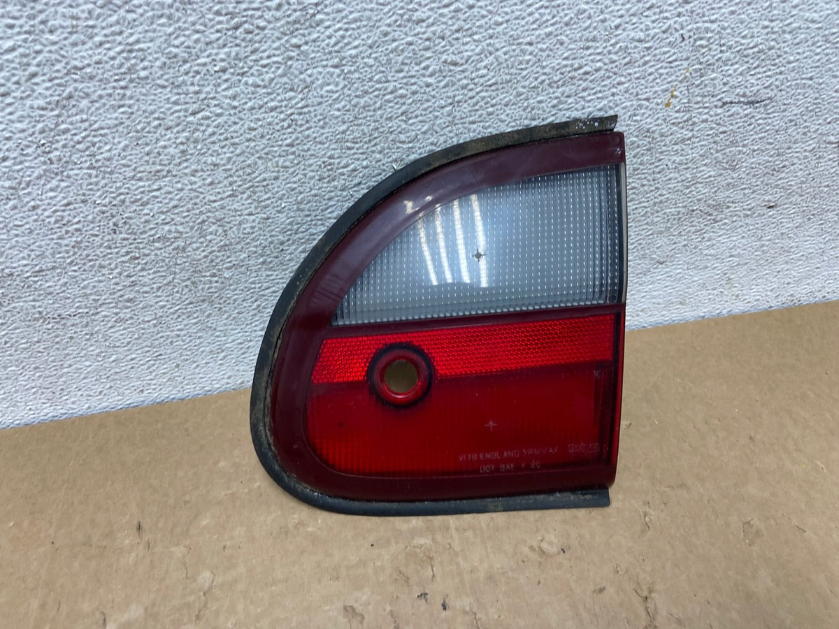 1997 to 2003 Chevrolet Malibu Right Passenger Inner Tail Light AF8166 LK0