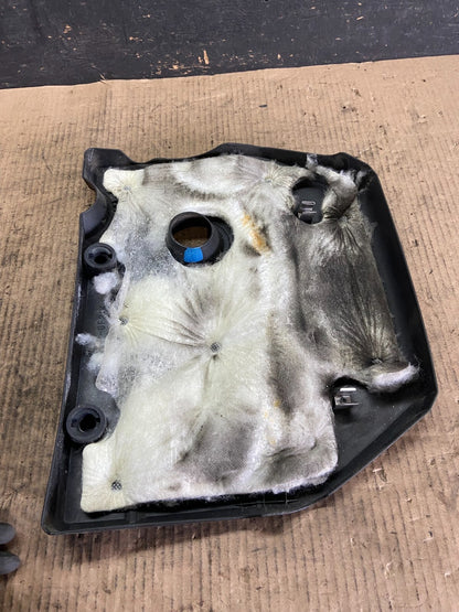 2004 to 2009 Mazda 3 DOHC 16 VALVE Engine Shield Top Cover O0976 PS6