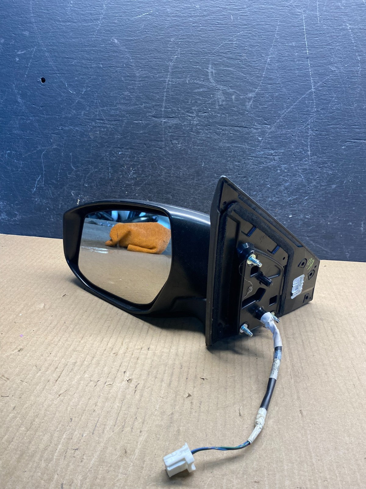 2013 to 2019 Nissan Sentra Left Driver Side Door View Mirror AG3939 DW11
