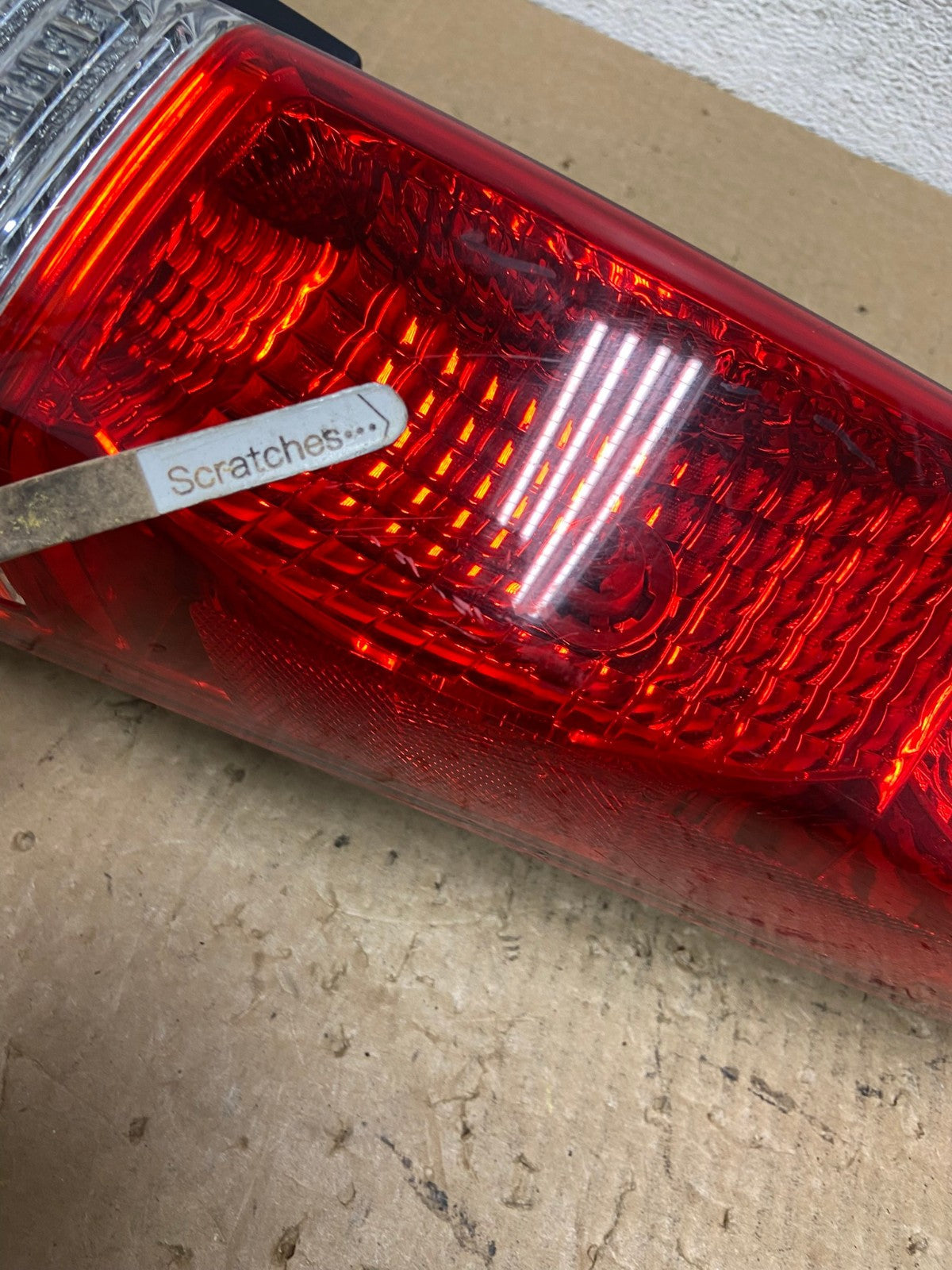 2005 to 2006 Honda Cr-v Crv Right Passenger Side Tail Light AG1191 LK3