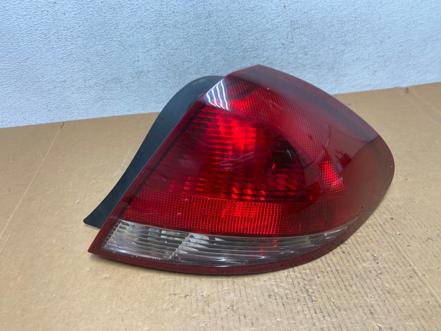 2004 2005 2006 2007 Ford Taurus Right Passenger Side Tail Light AE0261 LK0