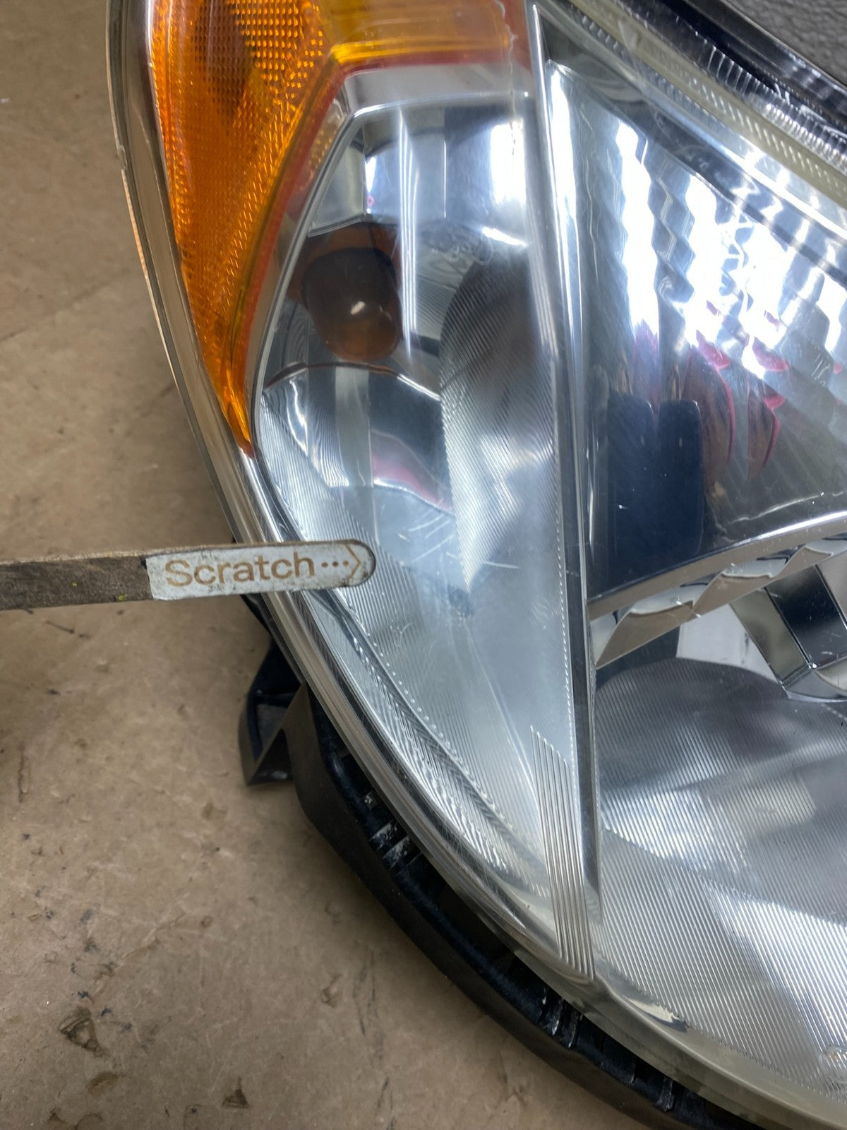 2009 - 2013 Subaru Forester Right Passenger Side Xenon Headlight OEM W8747 DW3