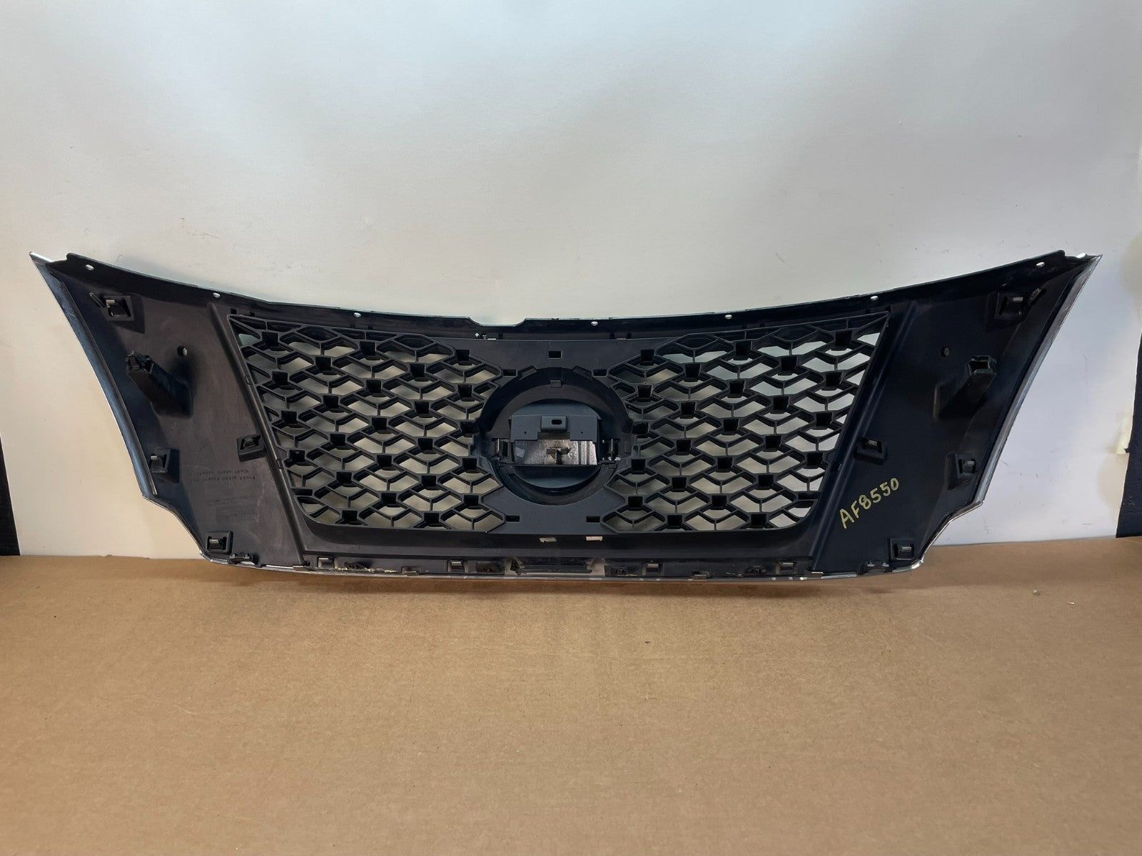 2013 - 2016 Nissan Pathfinder Front Upper Chrome Grill Grille AF8550 DG3