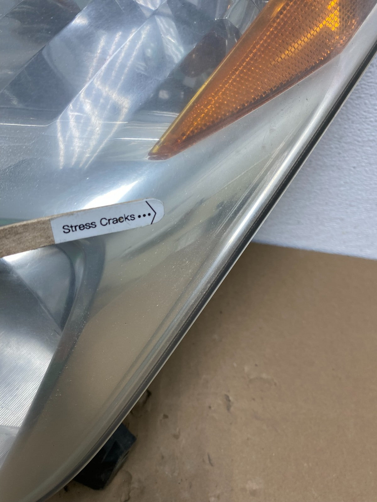 2004 - 2005 Toyota Prius Left Driver Lh Halogen Headlight AB6870 DG4