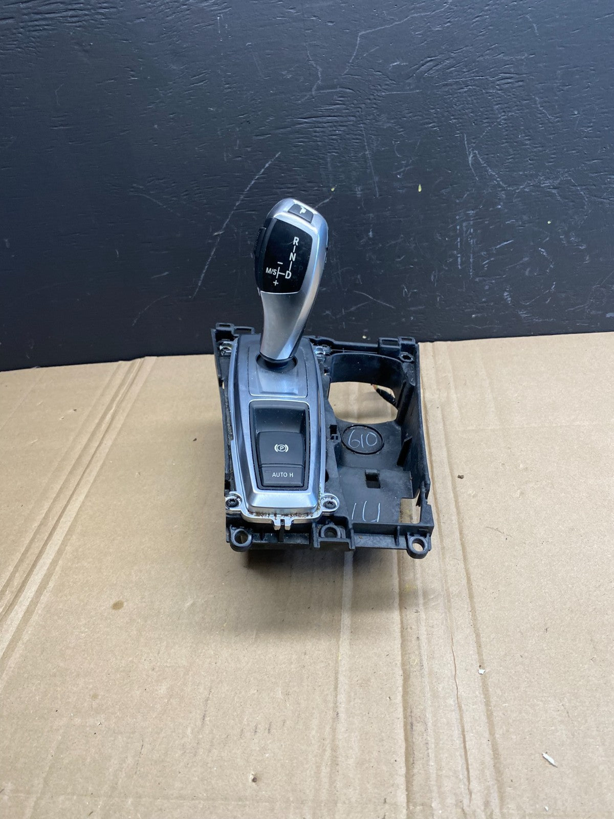 2007 to 2013 BMW X5 E70 Shift Shifter Selector Gear W/ Bezel AB8708 DG0