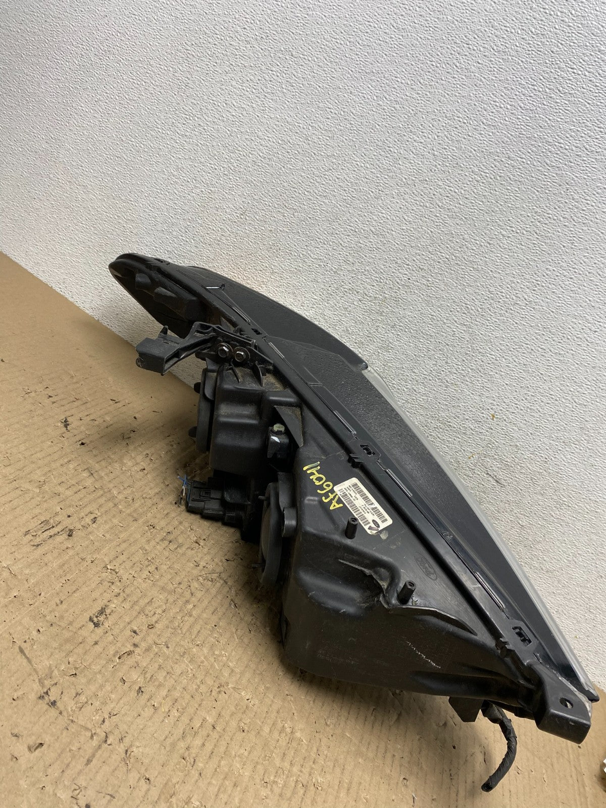 2013 to 2016 Ford Fusion Left Driver Lh Side Headlight AF6041 DW8