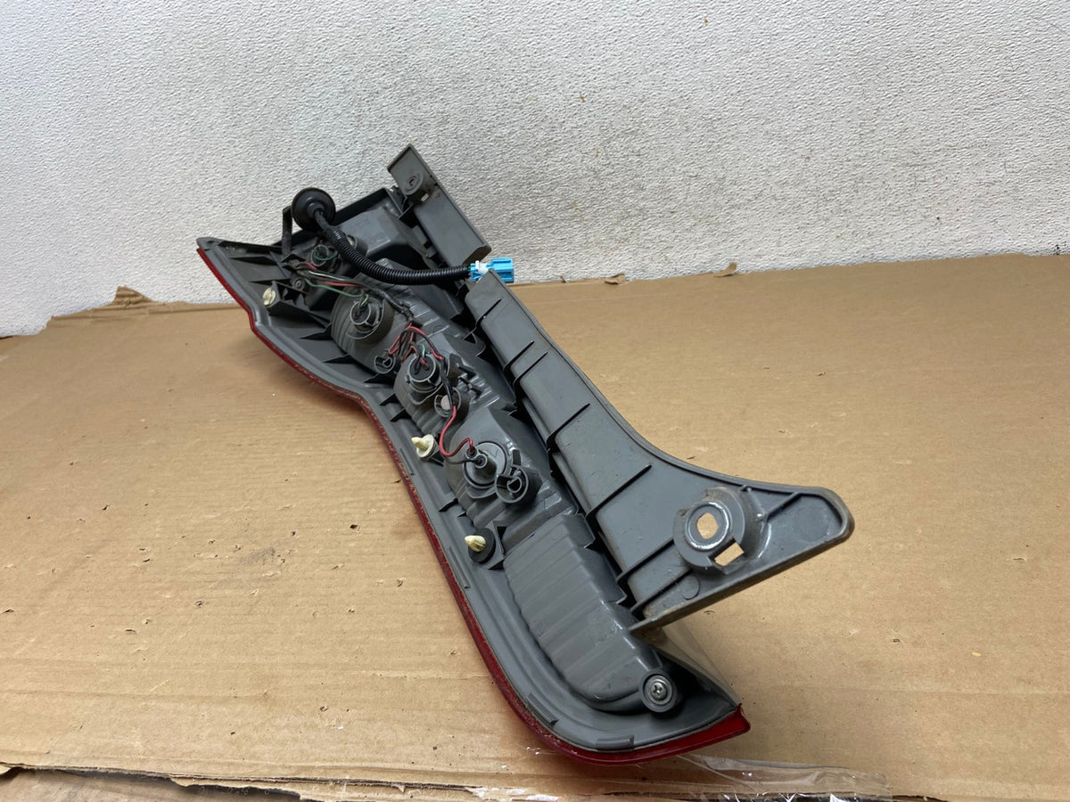 2007 - 2011 Honda Cr-v Crv Left Driver Lh Side Tail Light AG9189 LK10