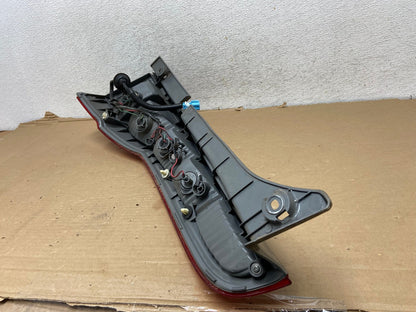 2007 - 2011 Honda Cr-v Crv Left Driver Lh Side Tail Light AG9189 LK10