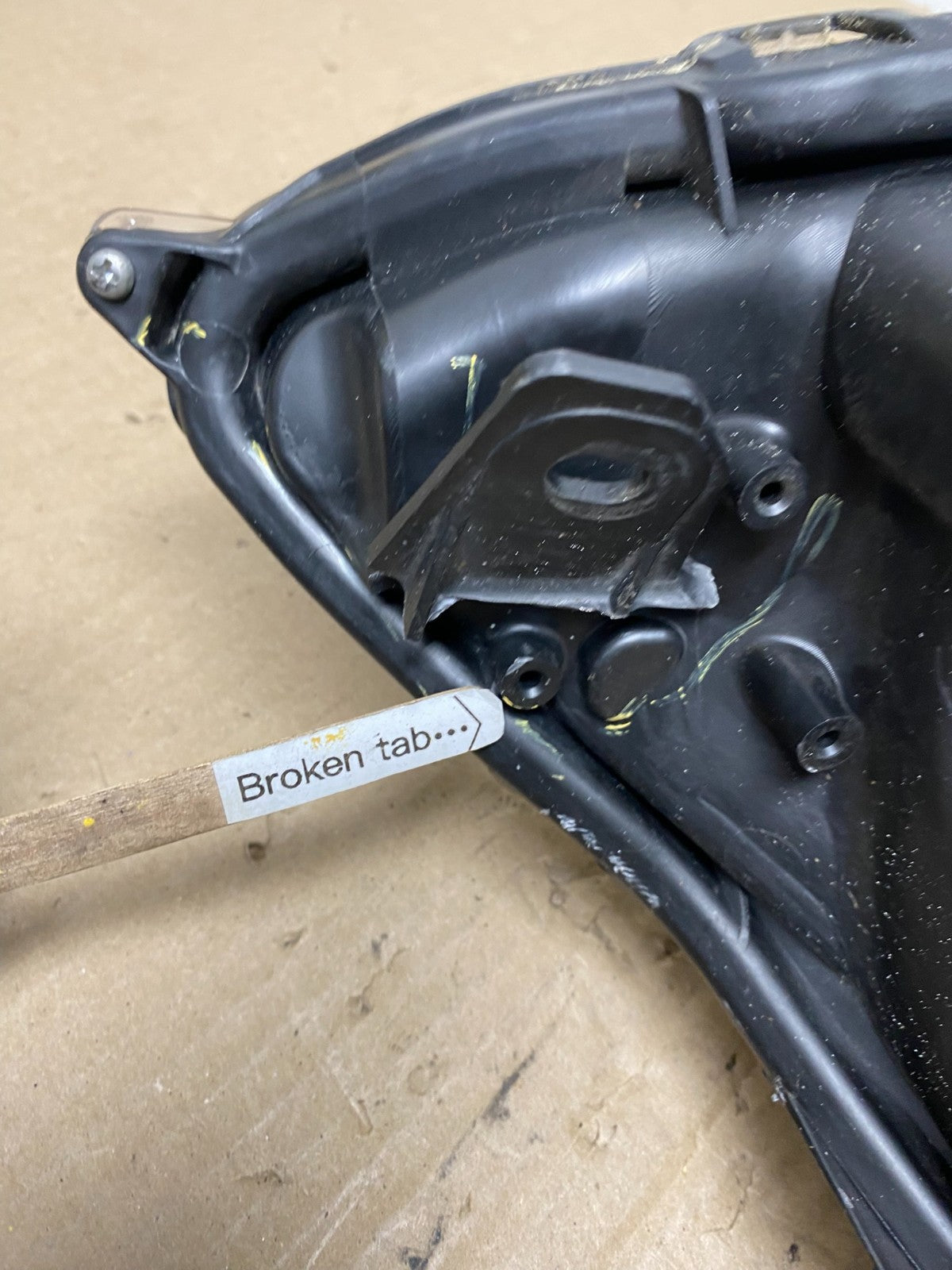 2012 2013 2014 Toyota Prius C Left Driver LH Side Halogen Headlight AF7002 DG5