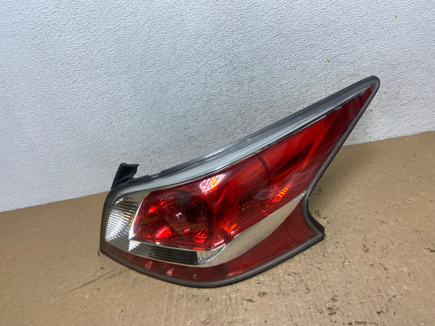 2013 2014 2015 Nissan Altima Right Passenger RH Side Tail Light AG1285 LK0