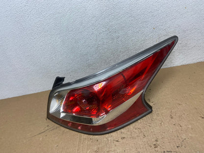 2013 2014 2015 Nissan Altima Right Passenger RH Side Tail Light AG1285 LK0