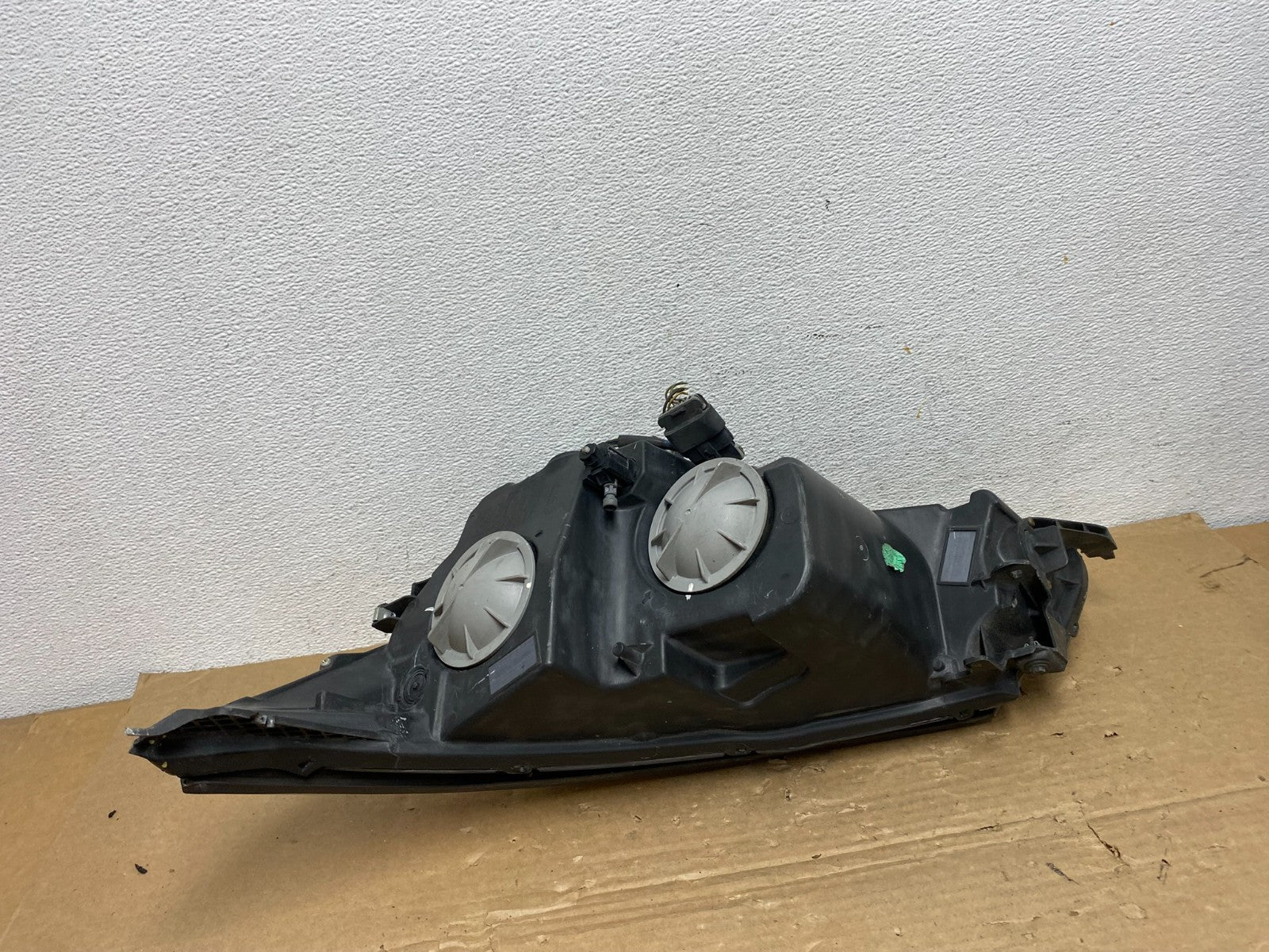 2010 to 2013 Buick Lacrosse Right Passenger Halogen Headlight AD3982 DW5
