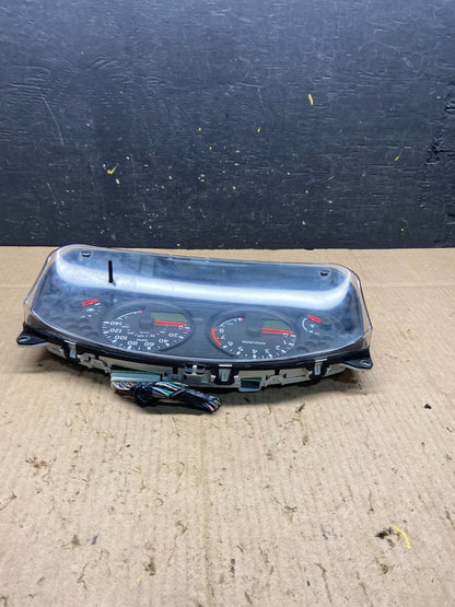 2005 Nissan Xterra Frontier Speedometer Cluster Gauge OEM Q0928 DG3
