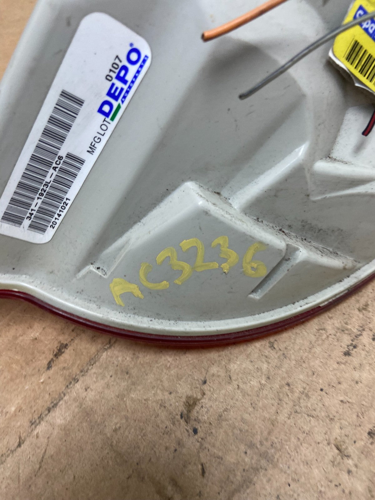 2005-2007 Volkswagen Jetta Sedan Left Driver Side Tail Light DEPO AC3236 DW6