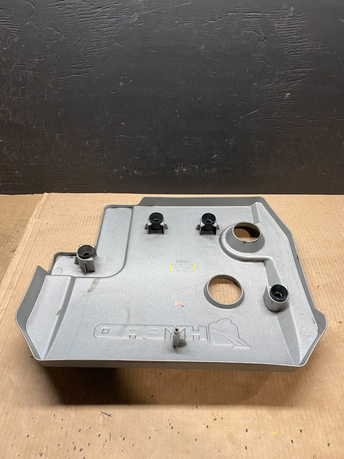 2005 to 2008 Ford Escape Hybrid Engine Motor Cover Oem E4595 DG13
