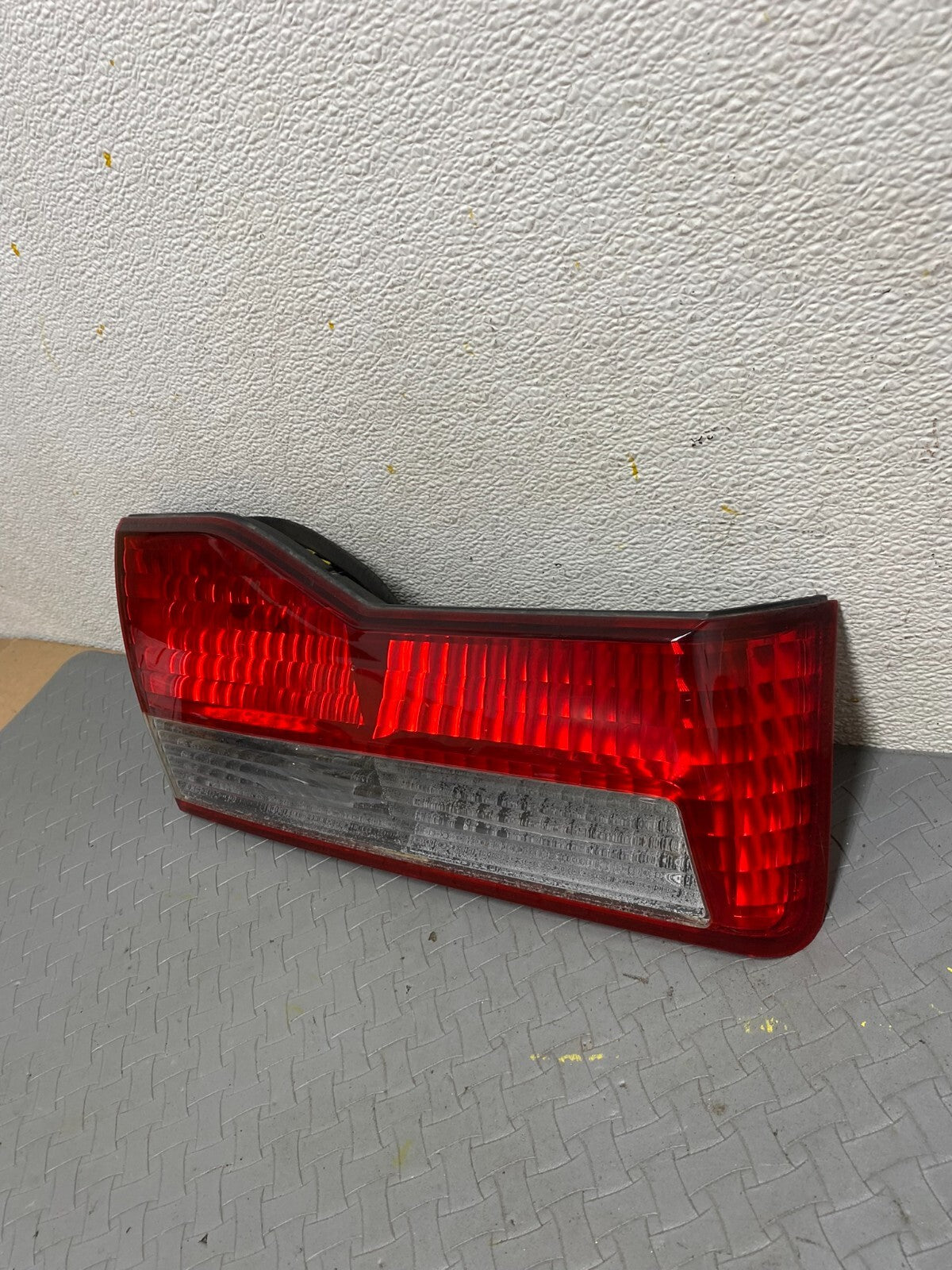 2001 to 2002 Honda Accord Left Driver LH Side Inner Tail Light OEM A5126 DG11