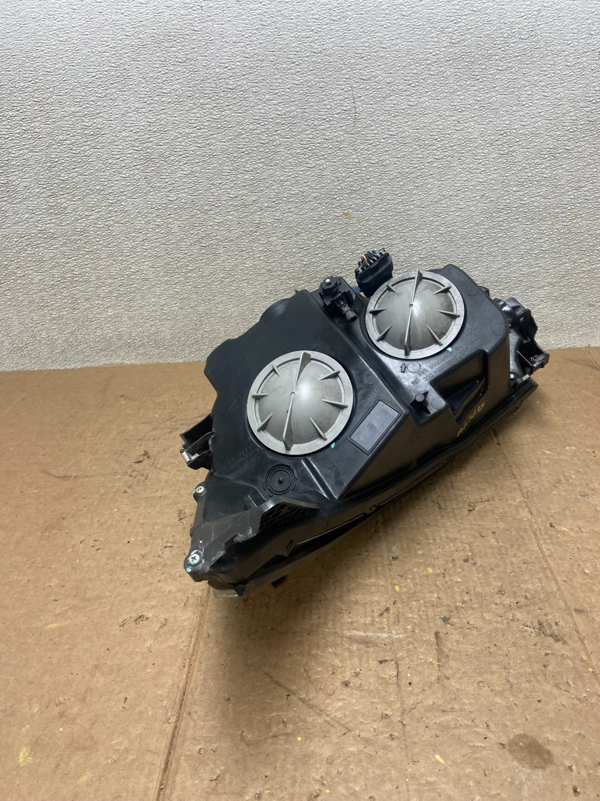 2010 to 2013 Buick Lacrosse Right Passenger Halogen Headlight Oem AA3613 PS3