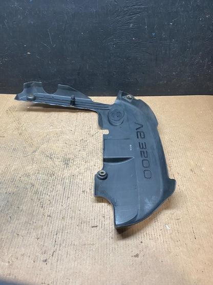 2001 to 2004 Infiniti QX4 Engine Cover Ornament H4793 DG17