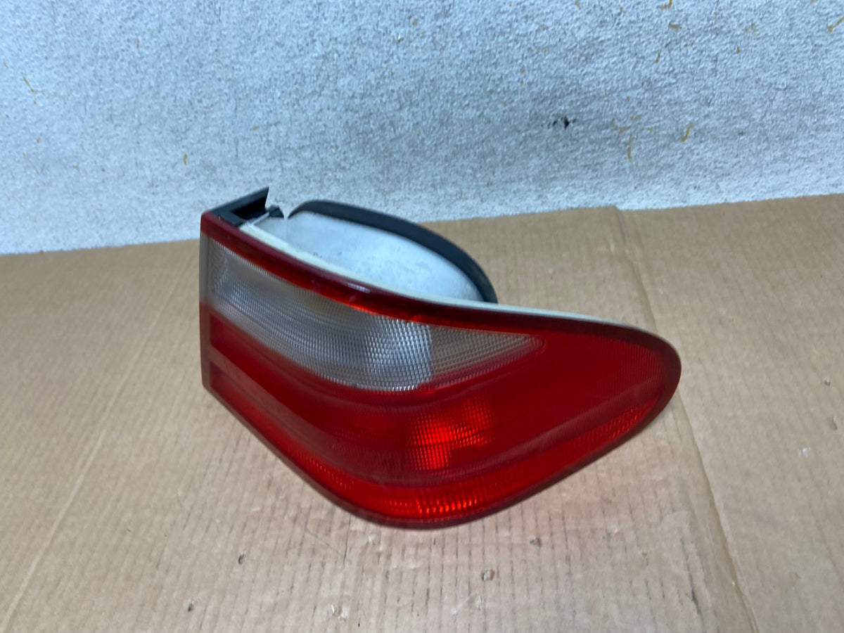 1998 to 2003 Mercedes Benz W208 CLK Right Passenger RH Side Tail Light AI5757 LK1