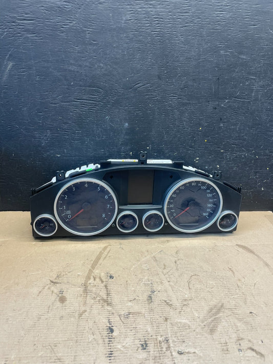2007 to 2008 Volkswagen Touareg Dashboard Speedometer Cluster Gauge n7443 DG0