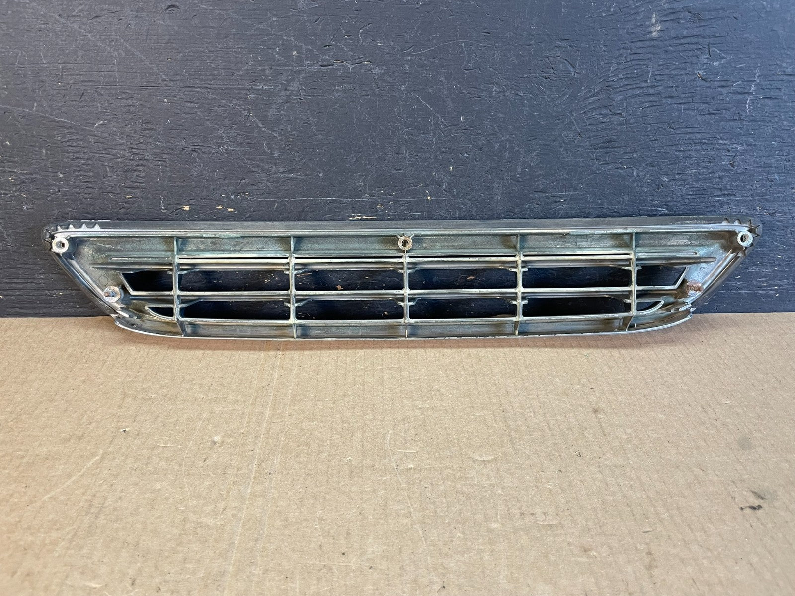 2000 to 2001 Lexus ES300 Front Grille Grill af3729 DG3
