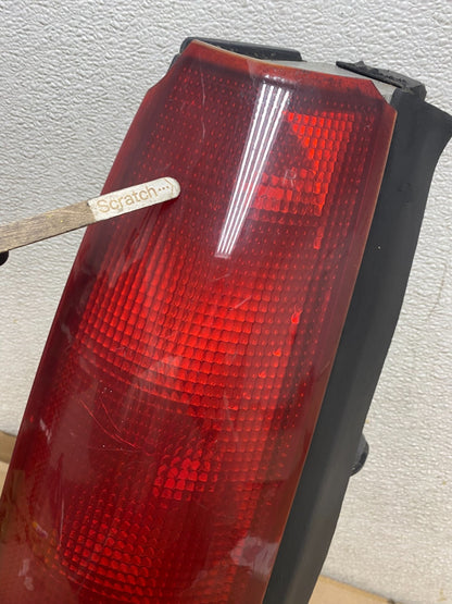 1990-1996 Chevrolet Lumina VAN Right Passenger RH Side Tail Light Oem U2336 DG3