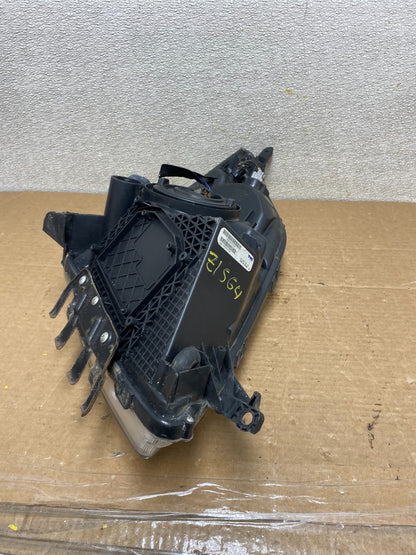 2004 - 2005 Toyota Prius Left Driver Lh Halogen Headlight Z1564 PS5